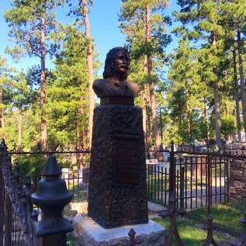 Mount Moriah Cemetary - Gravestone - Funeral Services & Cemeteries Near Me - Deadwood, South Dakota Mount Moriah Cemetary - Gravestone - Funeral Services & Cemeteries Near Me - Deadwood, South Dakota