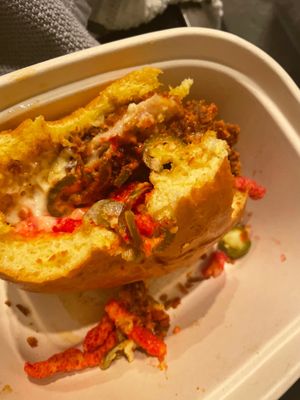 Hetchy's Hots Fried Chicken by null
