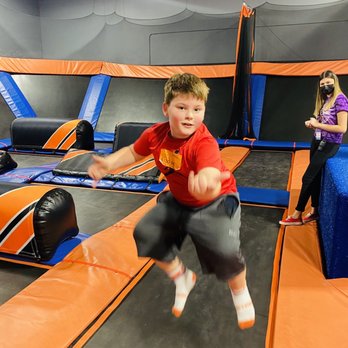 Sky Zone Trampoline Park - Trampoline Parks Near Me - Phoenix, Arizona
