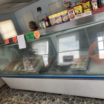 Jim Dan Dee Seafood - the inside of a restaurant - Seafood Markets Near Me - Kilmarnock, Virginia Jim Dan Dee Seafood - the inside of a restaurant - Seafood Markets Near Me - Kilmarnock, Virginia