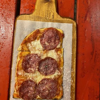 Da Zia - Salami Pizza - Pizza Near Me - Berlin, BE Da Zia - Salami Pizza - Pizza Near Me - Berlin, BE