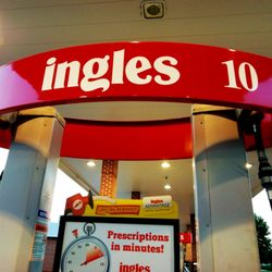 Ingles Market No 444 - INGLES GAS EXPRESS in Madison, Georgia.