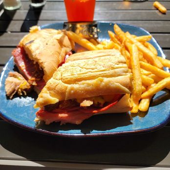 Tampa Joe's - Cuban sanwich - Sports Bars Near Me - Tampa, Florida