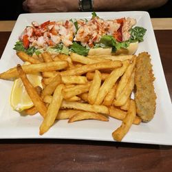 Miller's Seafood and Chophouse - Lobster roll