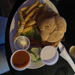 Broad Ripple Tavern - Chicken sandwich