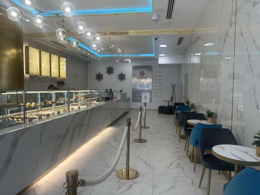 Le French Patisserie by null