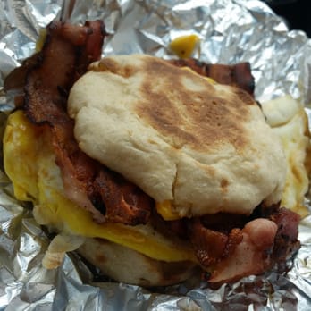 Olivette Diner - To Go Order, Bacon Egg & Cheese on English Muffin - Diners Near Me - Saint Louis, Missouri Olivette Diner - To Go Order, Bacon Egg & Cheese on English Muffin - Diners Near Me - Saint Louis, Missouri