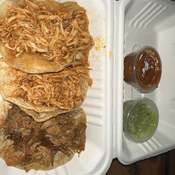 Mazunte Taqueria - 2 chicken tacos and 1 pork taco - Mexican Near Me - Cincinnati, Ohio Mazunte Taqueria - 2 chicken tacos and 1 pork taco - Mexican Near Me - Cincinnati, Ohio