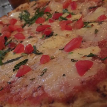 Fuse Bistro - Margherita Pizza - New American Near Me - Lowell, Massachusetts