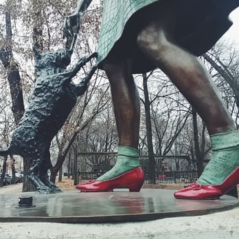Chicago Park District - OZ PARK - Toto - Parks Near Me - Chicago, Illinois Chicago Park District - OZ PARK - Toto - Parks Near Me - Chicago, Illinois