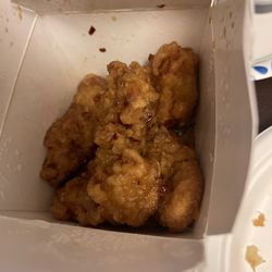 Lotus Room Chinese Cuisine - General tso