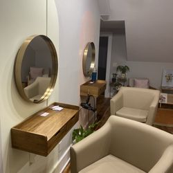 Poppy’s True Market - Busy bee salon is upstairs!  Beautiful, relaxing place to have yourself pampered