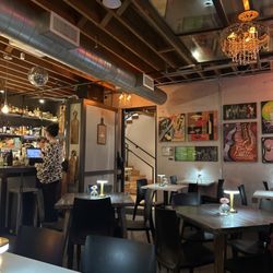 Such a cute space!