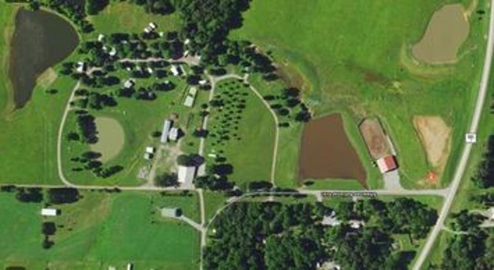 LITTLE LUSK CAMPGROUND Updated October 2024 50 Barger Rd, Stonefort, Illinois Campgrounds