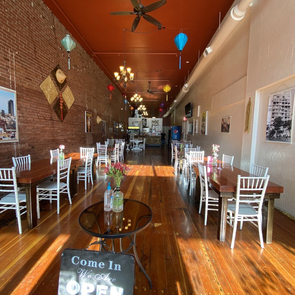 Moe Pho - Noodles & Cafe - Inside - Vietnamese Near Me - Pendleton, Oregon
