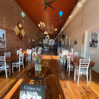 Moe Pho - Noodles & Cafe - Inside - Vietnamese Near Me - Pendleton, Oregon Moe Pho - Noodles & Cafe - Inside - Vietnamese Near Me - Pendleton, Oregon