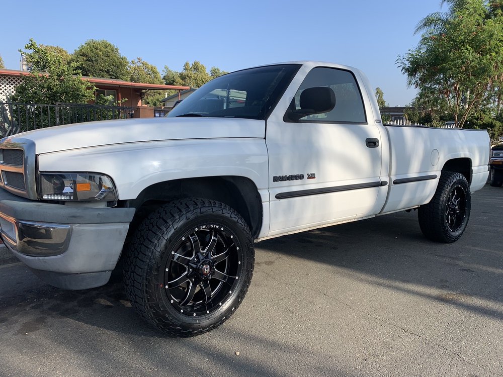 LA SIERRA TIRES & WHEELS 21 Photos & 15 Reviews 9439 Sierra Ave