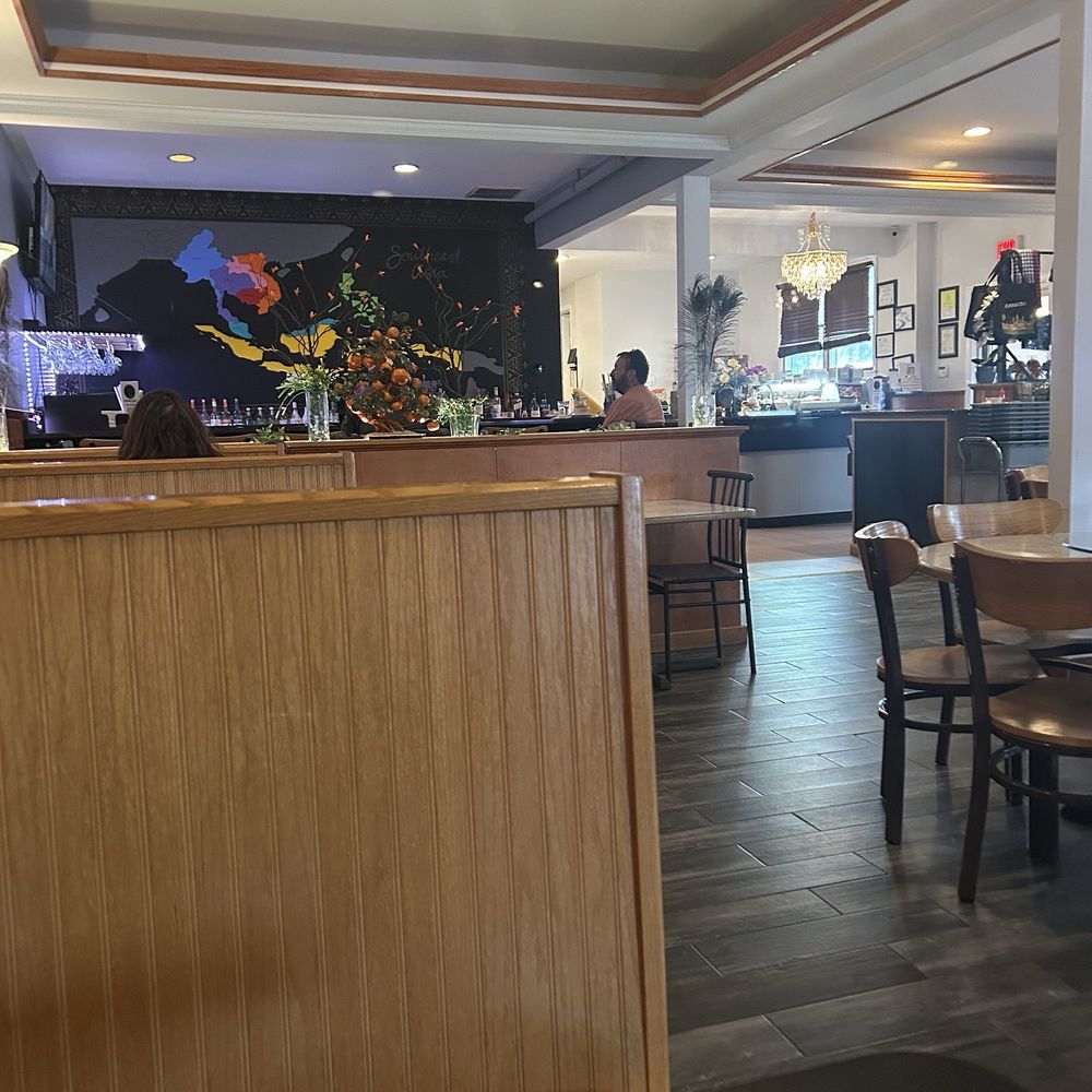 Sweet Rice - Interior bar - Asian Fusion Near Me - Teaticket, Massachusetts Sweet Rice - Interior bar - Asian Fusion Near Me - Teaticket, Massachusetts