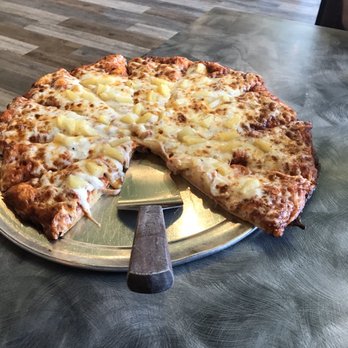 Round Table Pizza - Pizza Near Me - Los Banos, California Round Table Pizza - Pizza Near Me - Los Banos, California