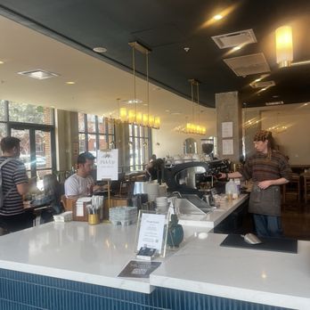 Frank & Roze - bar area - Breakfast & Brunch Near Me - Denver, Colorado Frank & Roze - bar area - Breakfast & Brunch Near Me - Denver, Colorado