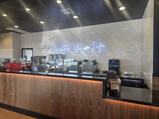 85°C Bakery Cafe - Enterprise by null