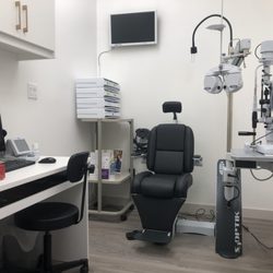 Skymark Eye Clinic  - Exam room 2