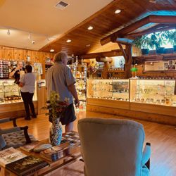 Smuggler Brothers - Our interior feels like an alpine lodge.