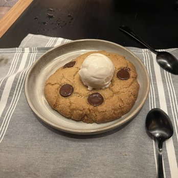 PLANTA Queen Washington DC - big cookie with ice cream - this was okay but I recommend the bubble waffle over this!! the bubble waffle is almost life changing - Asian Fusion Near Me - Washington, DC, District of Columbia PLANTA Queen Washington DC - big cookie with ice cream - this was okay but I recommend the bubble waffle over this!! the bubble waffle is almost life changing - Asian Fusion Near Me - Washington, DC, District of Columbia