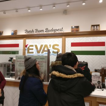 Eva's Original Chimneys - Desserts Near Me - Mississauga, Ontario Eva's Original Chimneys - Desserts Near Me - Mississauga, Ontario