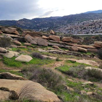 Hummingbird Trail - Terrain - Hiking Near Me - Simi Valley, California