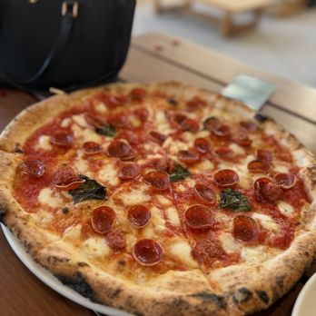 Varuni Napoli - Pizza Near Me - Dunwoody, Georgia Varuni Napoli - Pizza Near Me - Dunwoody, Georgia