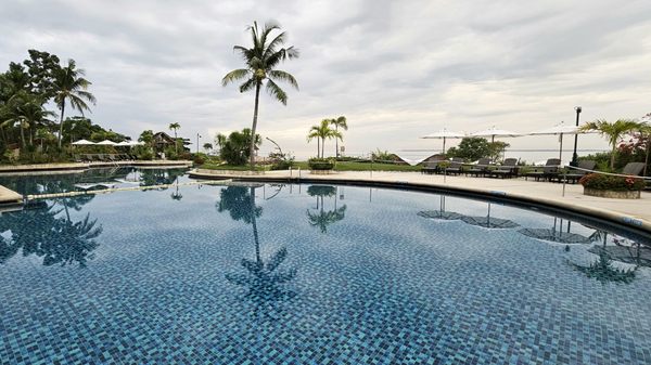 Shangri-La Mactan, Cebu by null