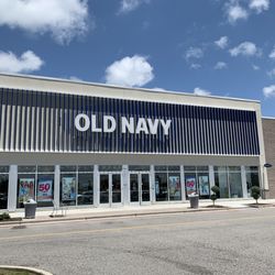 Old Navy - Curb appeal