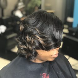 Salon Adorn