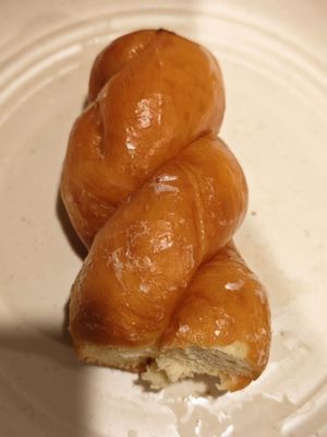 Southern Maid Donuts & Teahouse