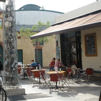 Tre Espresso Bar - Coffee & Tea Near Me - Brunswick, VIC