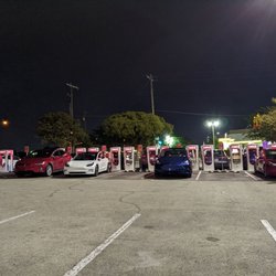 Tesla Supercharger - Round Rock