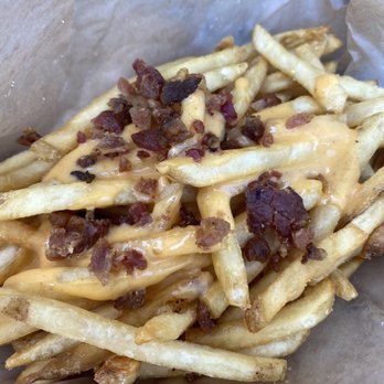Big Buns - Fries w queso and bacon - Burgers Near Me - Reston, Virginia Big Buns - Fries w queso and bacon - Burgers Near Me - Reston, Virginia