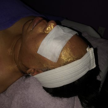 Steam Lounge & Spa - 24 Karat Mask - Skin Care Near Me - Brooklyn, New York Steam Lounge & Spa - 24 Karat Mask - Skin Care Near Me - Brooklyn, New York
