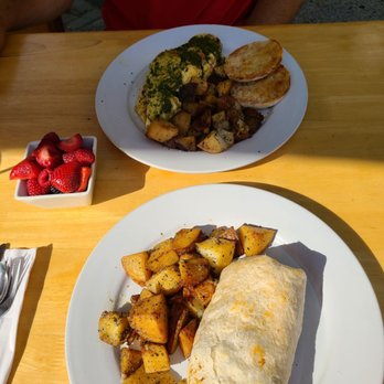 Corner Cafe - Breakfast & Brunch Near Me - Newport, Rhode Island Corner Cafe - Breakfast & Brunch Near Me - Newport, Rhode Island