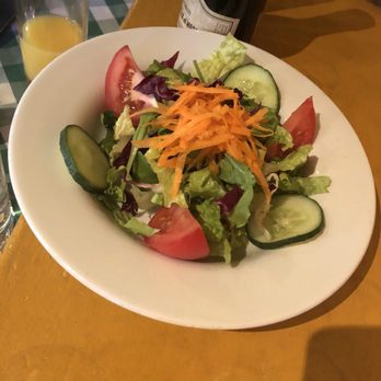 Gino’s Spaghetti House - Side salad - Italian Near Me - Oxford, OXF