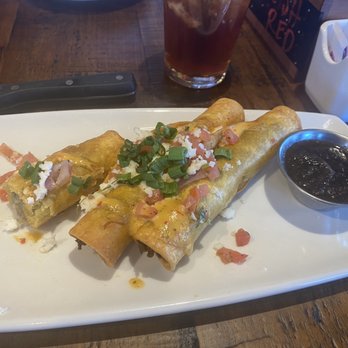 Finney's Crafthouse - Camarillo - Steak taquitos - New American Near Me - Camarillo, California Finney's Crafthouse - Camarillo - Steak taquitos - New American Near Me - Camarillo, California