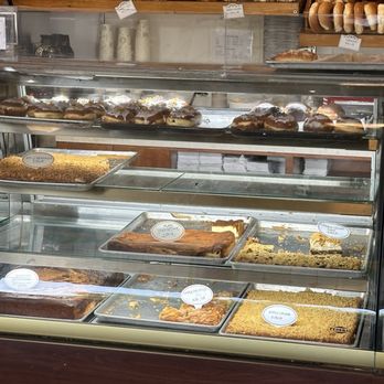 Syrena Bakery - Bakeries Near Me - Brooklyn, New York