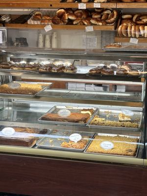 Syrena Bakery by null