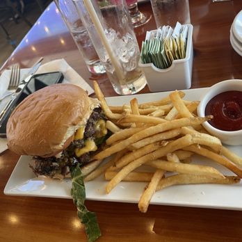 Ola Brew - Hilo - Cheeseburger - Brewpubs Near Me - Hilo, Hawaii Ola Brew - Hilo - Cheeseburger - Brewpubs Near Me - Hilo, Hawaii