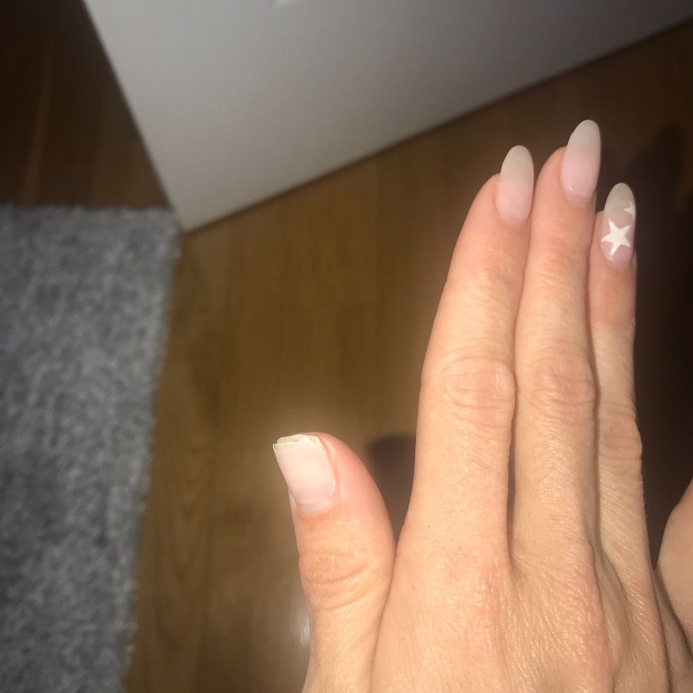 101 Nail Lounge - Nail Salons Near Me - Encinitas, California
