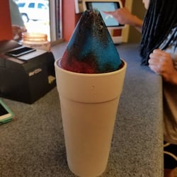 Cool Delights - Spiderman Snowball