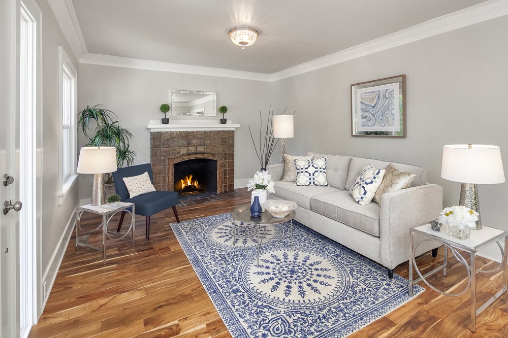 Slide of Blue Water Design Build