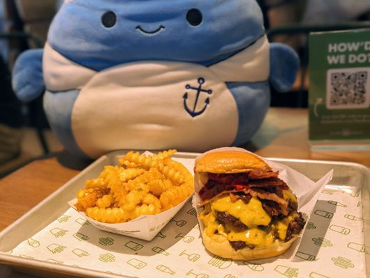 Shake Shack Alderwood by null