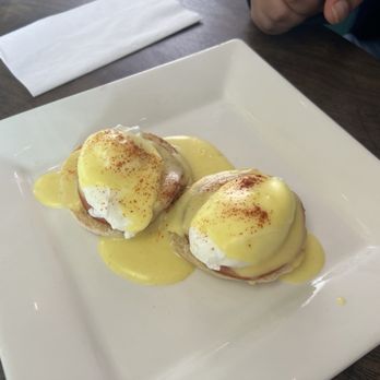 Mai Maui Cafe - Classic eggs Benedict - Hawaiian Near Me - Silverdale, Washington Mai Maui Cafe - Classic eggs Benedict - Hawaiian Near Me - Silverdale, Washington
